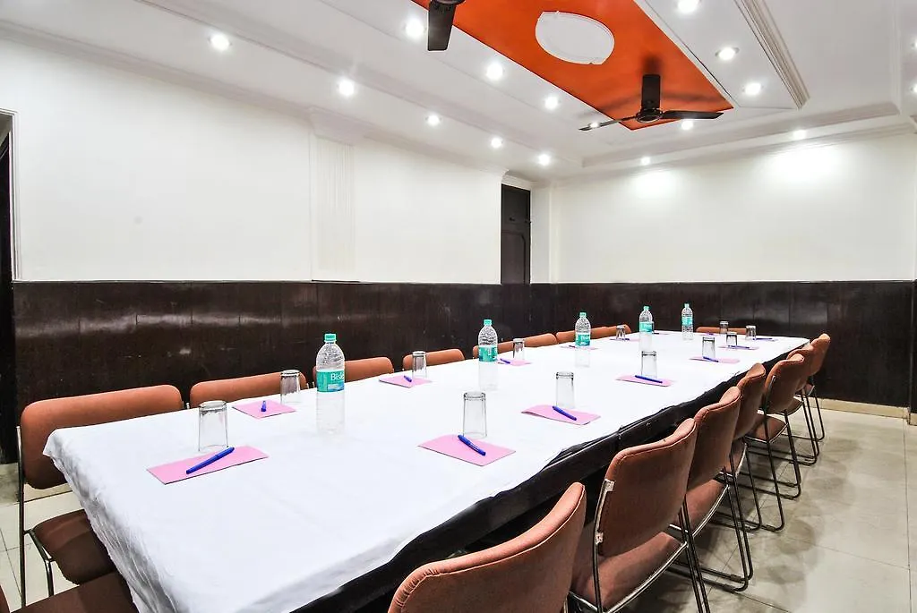 Hotel O Paharganj Near Railway Station New Delhi